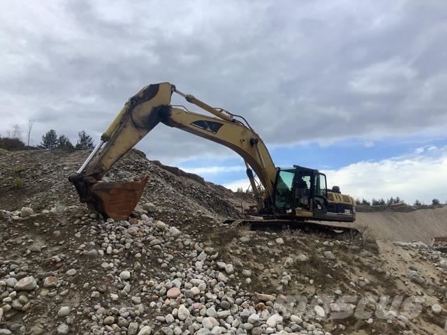 CAT 330C Paletli ekskavatörler
