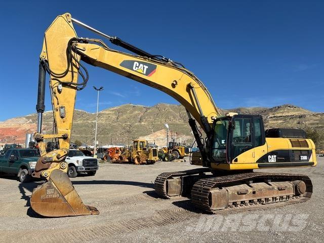 CAT 330D L Paletli ekskavatörler