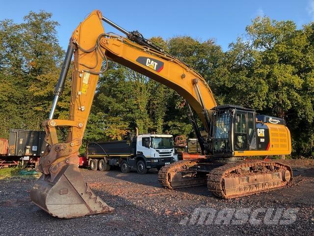 CAT 352F Paletli ekskavatörler