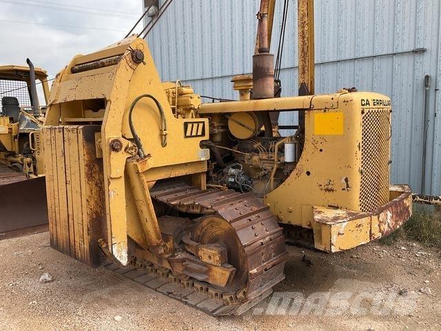 CAT 561C Boru döşeme dozerleri