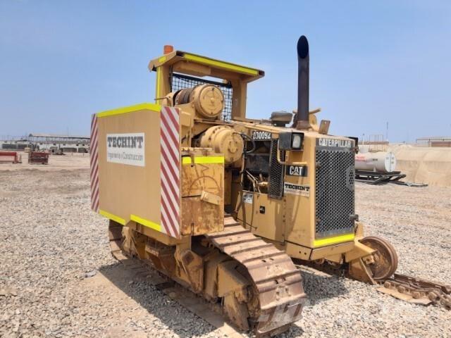 CAT 561H Boru döşeme dozerleri