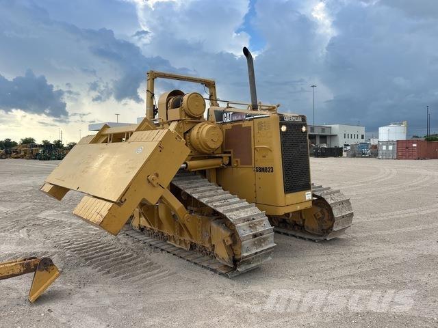 CAT 561N Boru döşeme dozerleri