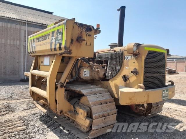 CAT 572F Boru döşeme dozerleri
