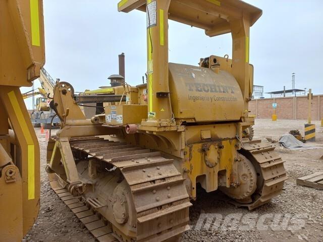CAT 572F Boru döşeme dozerleri