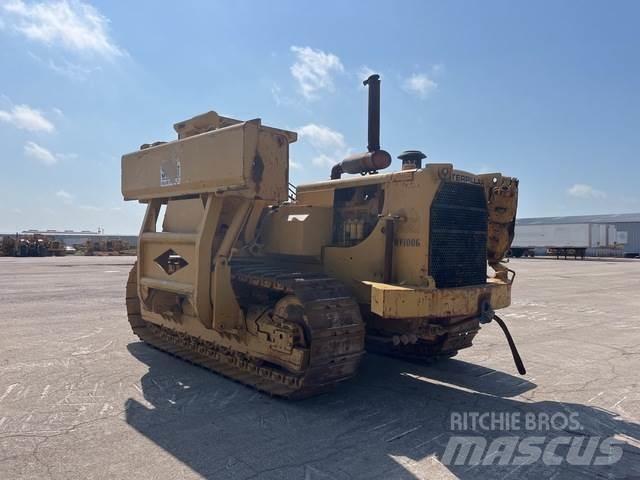 CAT 583K Boru döşeme dozerleri