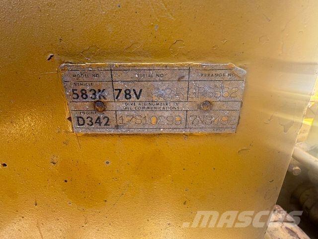 CAT 583K Boru döşeme dozerleri
