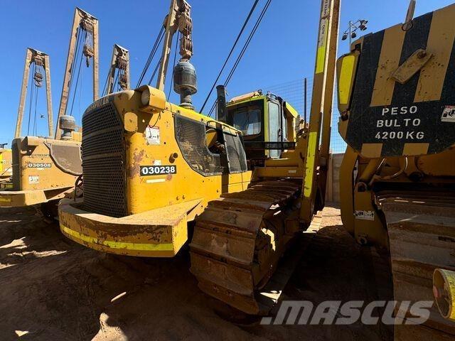CAT 583K Boru döşeme dozerleri