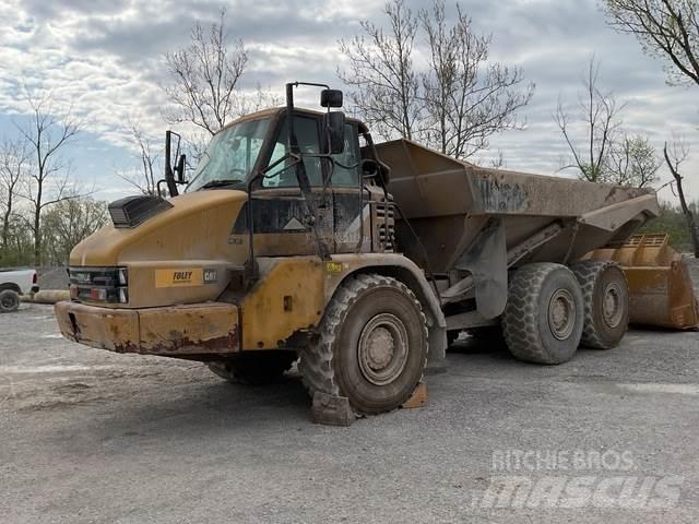 CAT 730 Belden kirma kaya kamyonu
