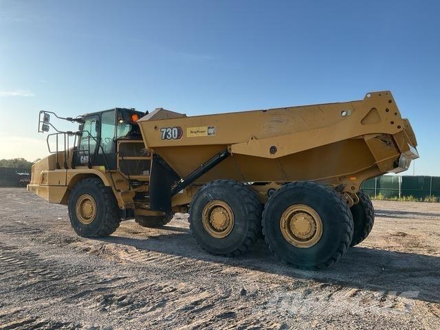 CAT 730 Belden kirma kaya kamyonu