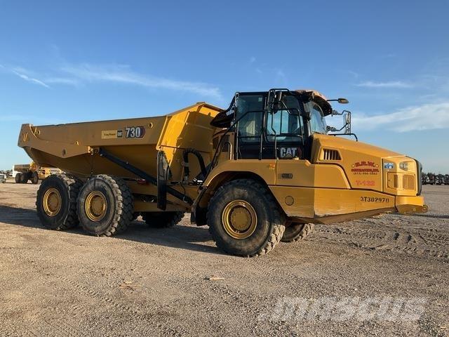 CAT 730 Belden kirma kaya kamyonu