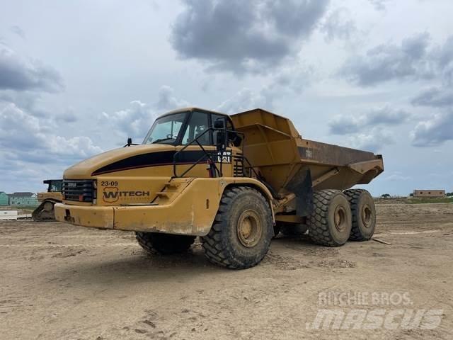 CAT 740 Belden kirma kaya kamyonu