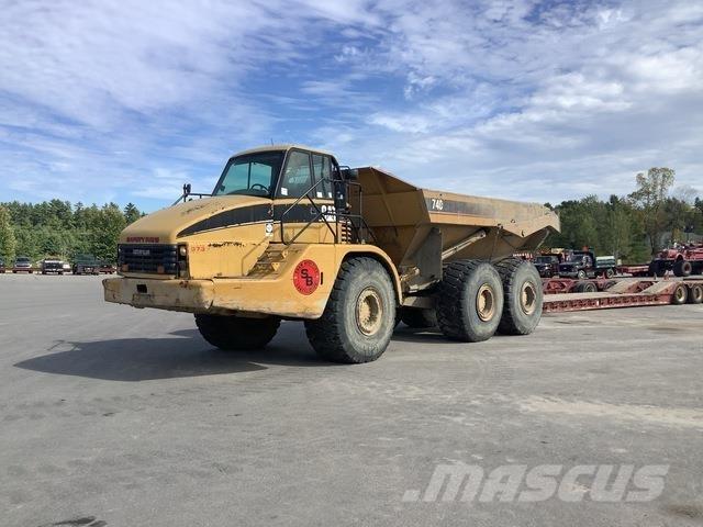 CAT 740 Belden kirma kaya kamyonu