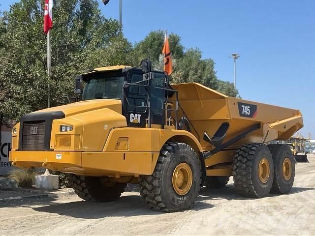CAT 745 Belden kirma kaya kamyonu