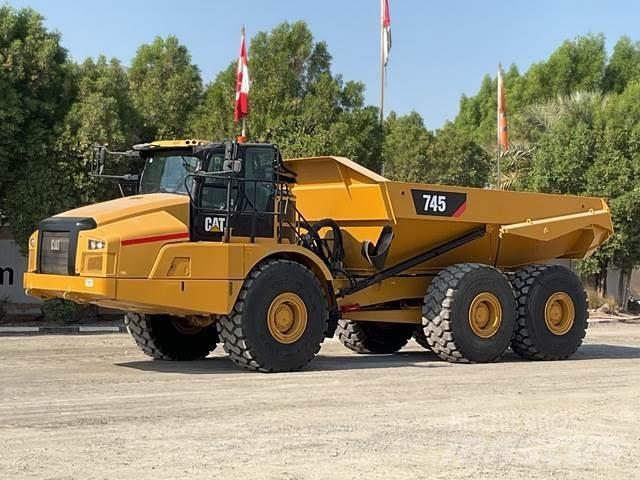 CAT 745 Belden kirma kaya kamyonu