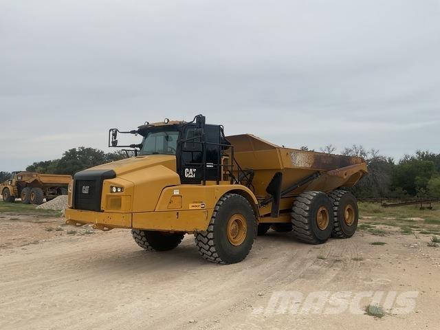CAT 745 Belden kirma kaya kamyonu