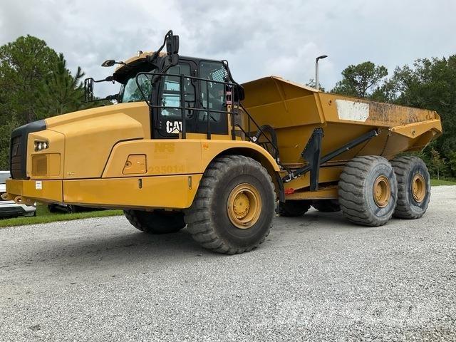 CAT 745 Belden kirma kaya kamyonu