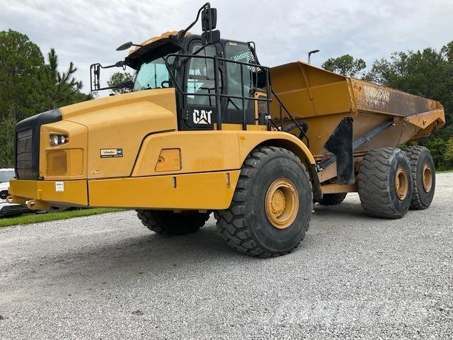 CAT 745 Belden kirma kaya kamyonu
