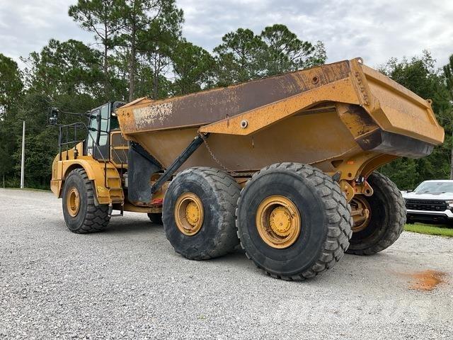 CAT 745 Belden kirma kaya kamyonu
