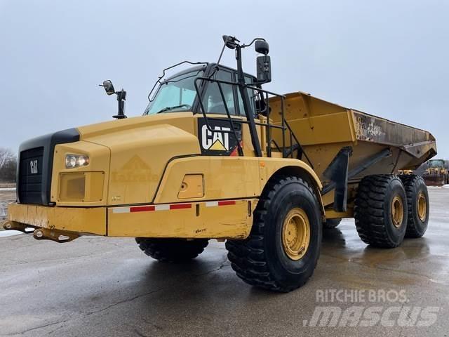 CAT 745C Belden kirma kaya kamyonu