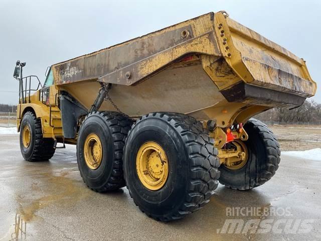 CAT 745C Belden kirma kaya kamyonu
