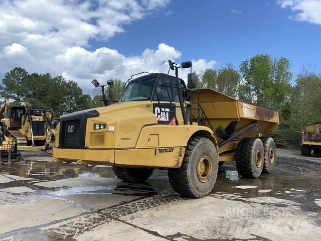 CAT 745C Belden kirma kaya kamyonu