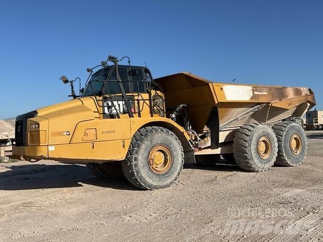 CAT 745C Belden kirma kaya kamyonu