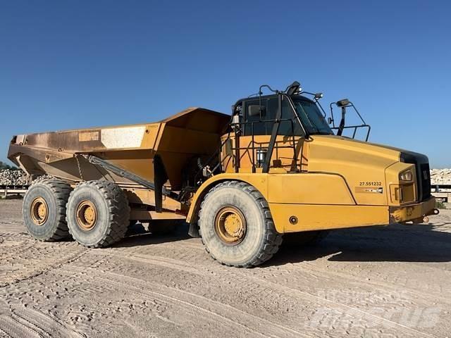 CAT 745C Belden kirma kaya kamyonu