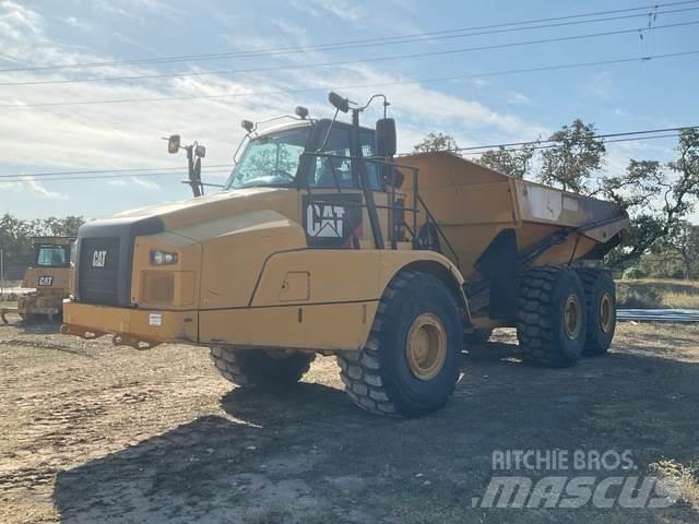 CAT 745C Belden kirma kaya kamyonu