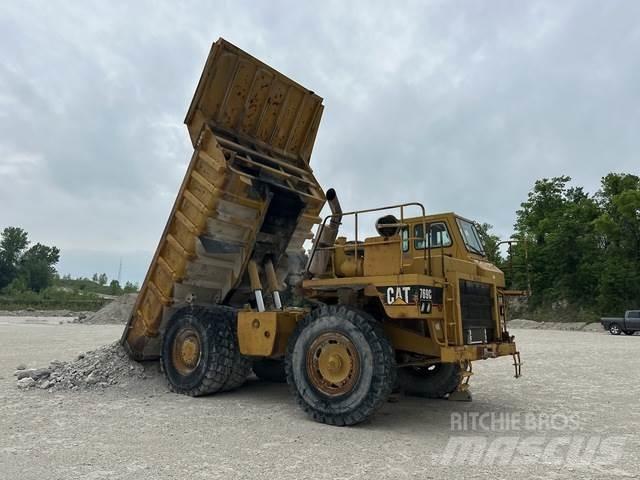 CAT 769C Belden kirma kaya kamyonu