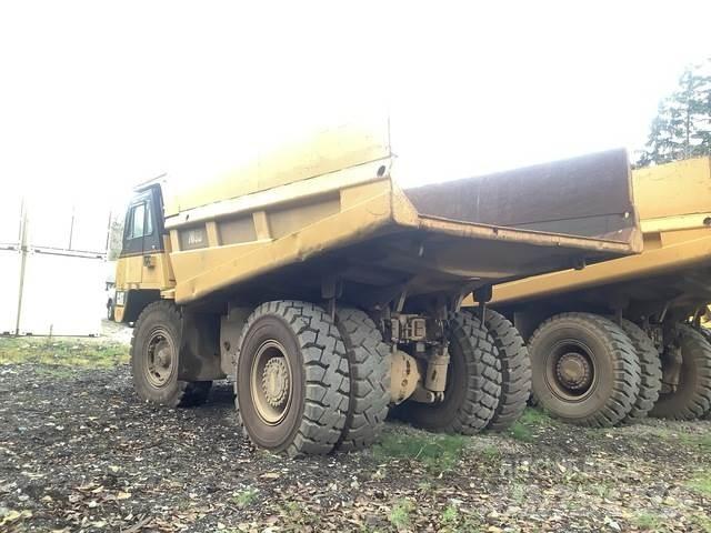 CAT 769D Belden kirma kaya kamyonu