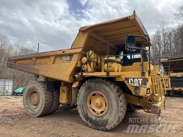 CAT 769D Belden kirma kaya kamyonu