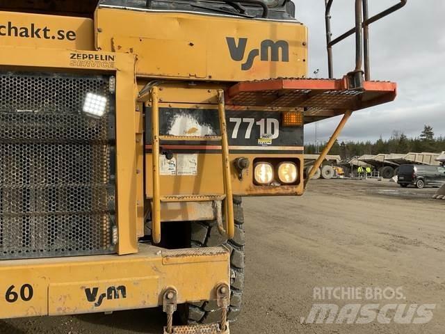 CAT 771D Belden kirma kaya kamyonu
