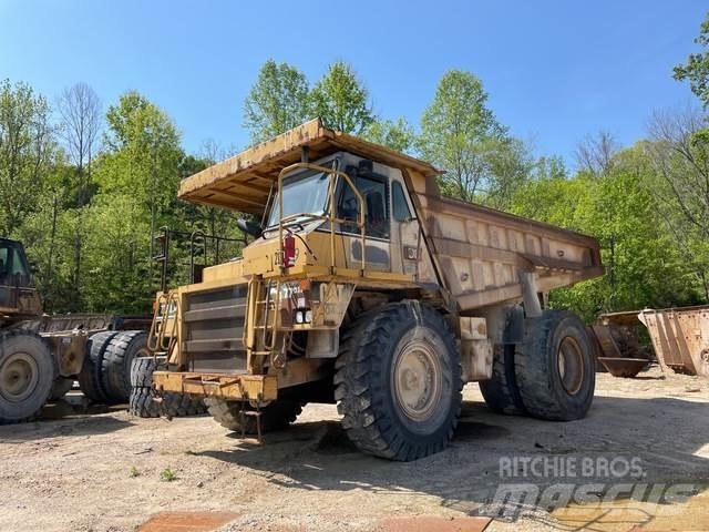 CAT 773D Belden kirma kaya kamyonu
