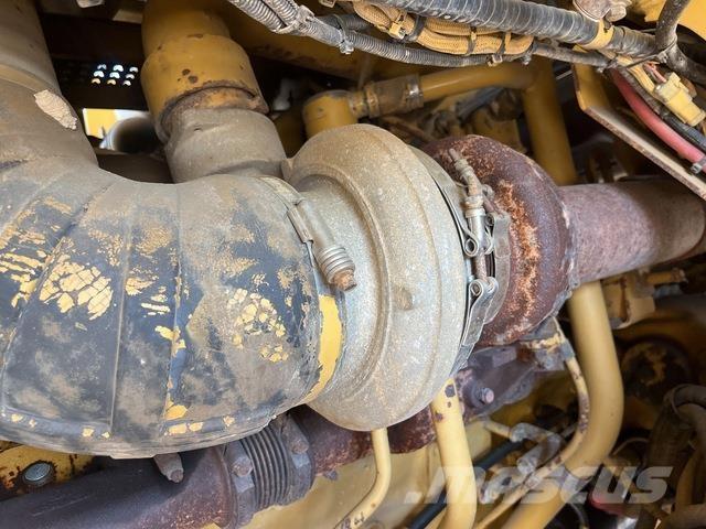 CAT 773D Belden kirma kaya kamyonu