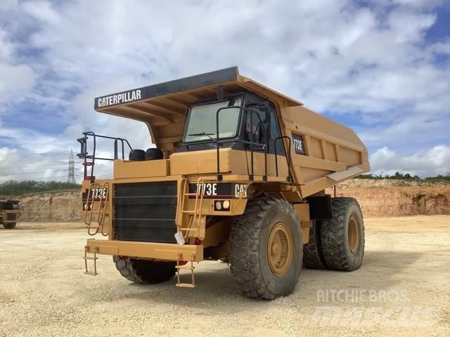 CAT 773E Belden kirma kaya kamyonu