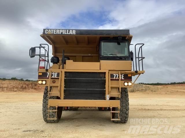 CAT 773E Belden kirma kaya kamyonu