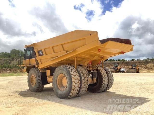 CAT 773E Belden kirma kaya kamyonu