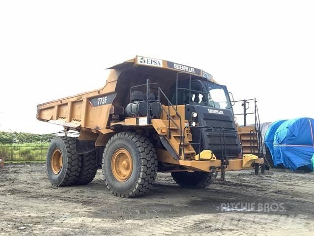 CAT 773F Belden kirma kaya kamyonu