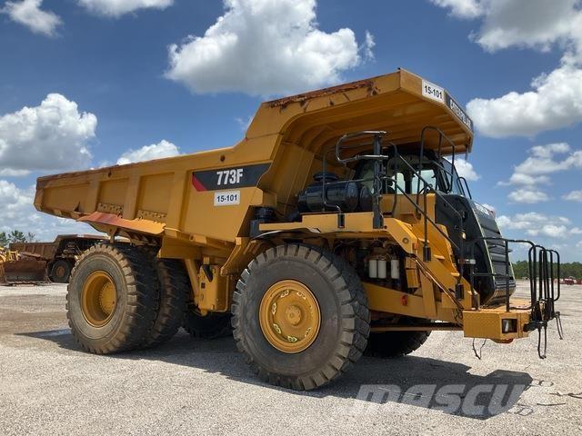 CAT 773F Belden kirma kaya kamyonu
