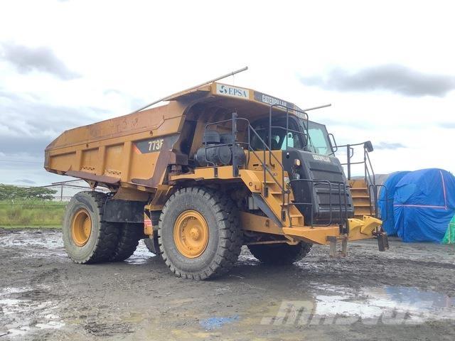 CAT 773F Belden kirma kaya kamyonu