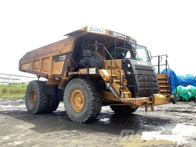 CAT 773F Belden kirma kaya kamyonu