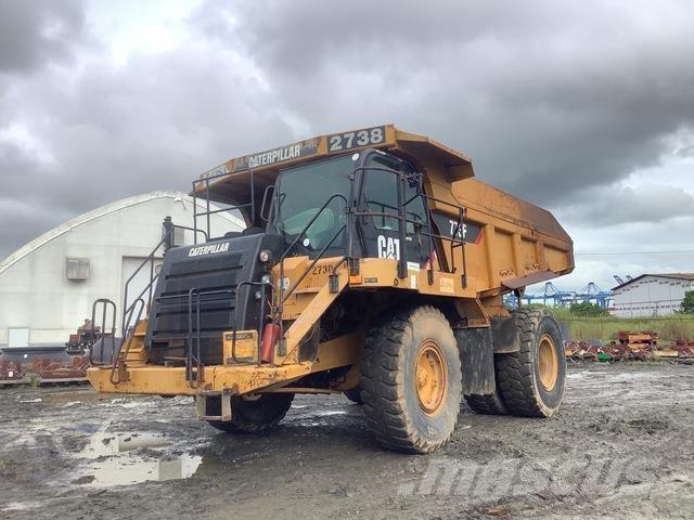 CAT 773F Belden kirma kaya kamyonu