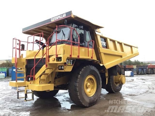 CAT 775E Belden kirma kaya kamyonu