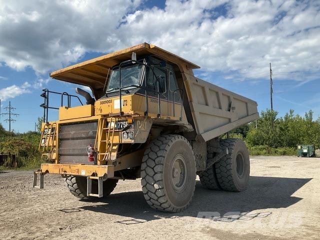 CAT 775E Belden kirma kaya kamyonu