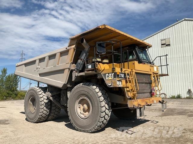 CAT 775E Belden kirma kaya kamyonu