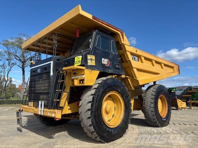 CAT 777 Belden kirma kaya kamyonu