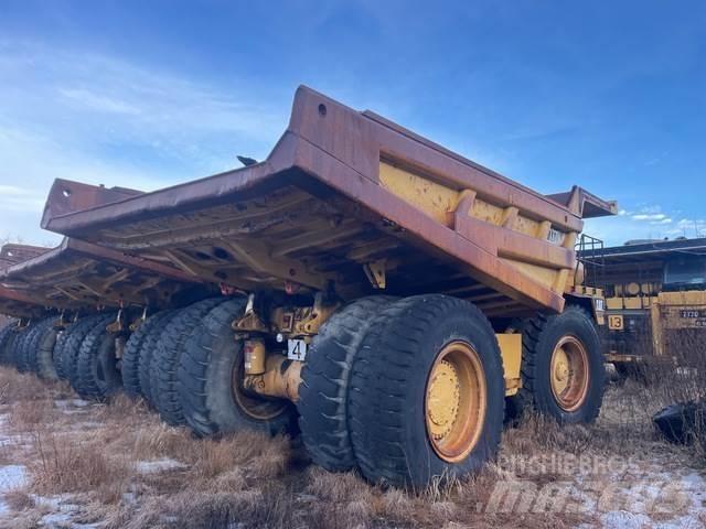 CAT 777D Belden kirma kaya kamyonu