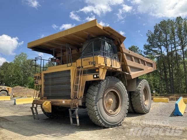 CAT 777D Belden kirma kaya kamyonu