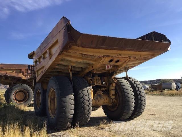 CAT 777D Belden kirma kaya kamyonu
