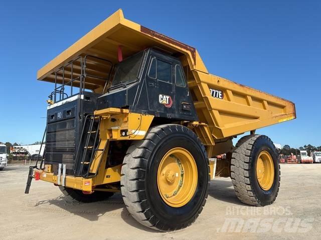 CAT 777E Belden kirma kaya kamyonu